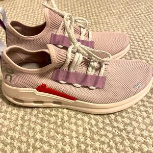 On cloud Women's Cloudeasy Knit Low Top Sneakers size 7